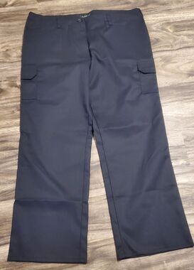 NWT Cintas 388-35 Women's Size 18 Susan Fit Black Cargo Work Pants 40x31